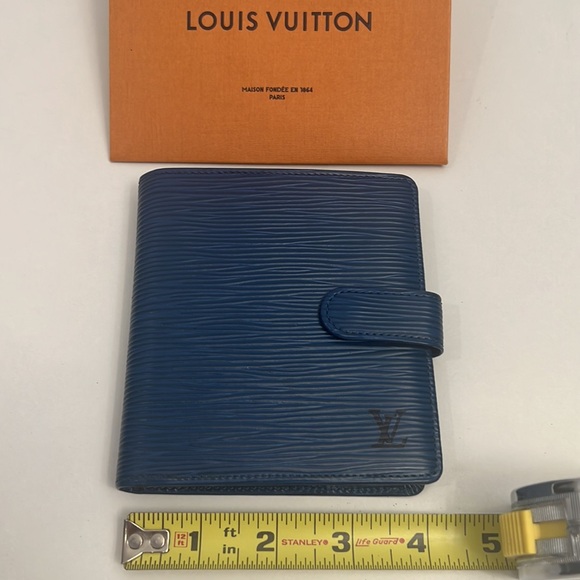 Louis Vuitton Epi Leather Wallet 4.5” x 4” - Picture 10 of 11